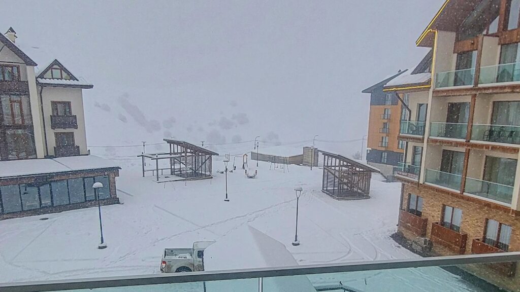 Gudauri_1734509953412_hpMain_16x9.jpg