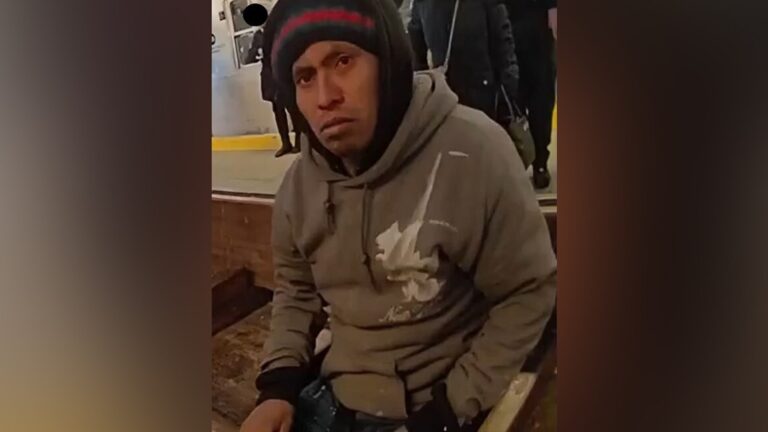 suspect-homicide-subway-nyc-ht-lv-241222-4_1734904958276_hpMain_16x9.jpg