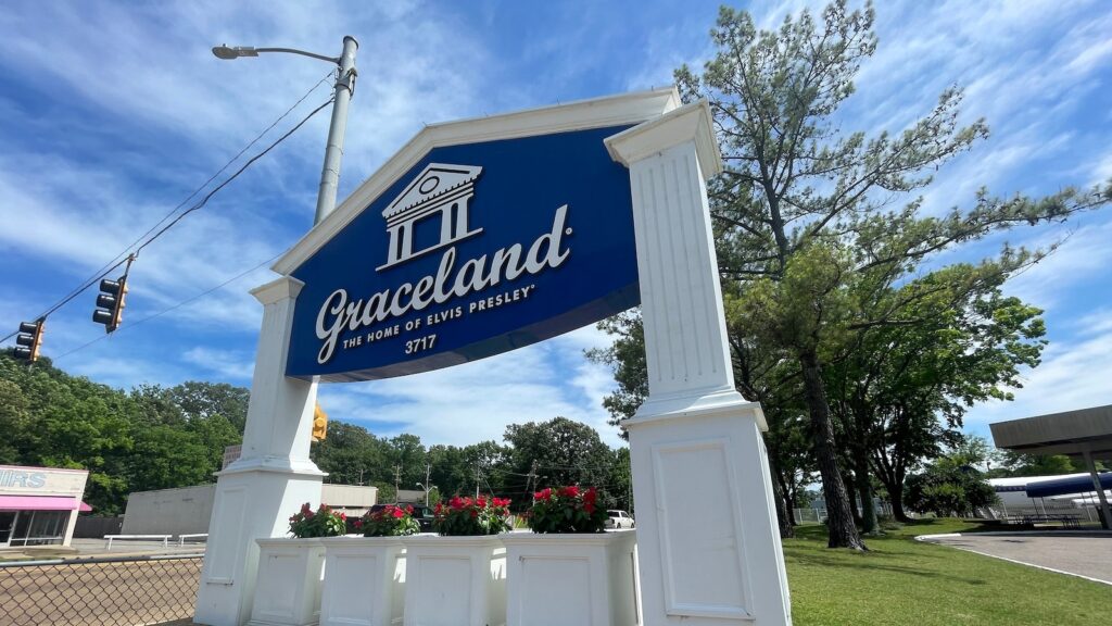 Graceland-abc-er-240920_1726872816095_hpMain_16x9.jpg