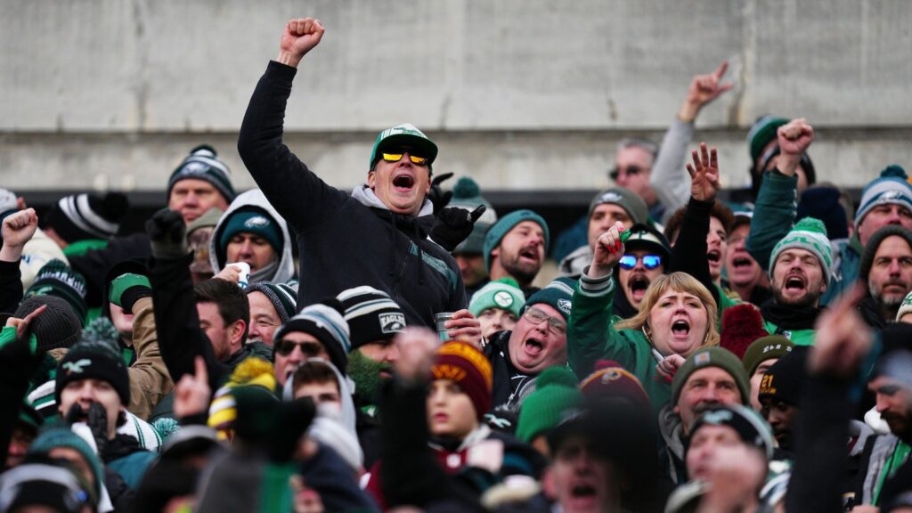 eagles-fans-ap-jef-250127_1738006625265_hpMain_16x9.jpg