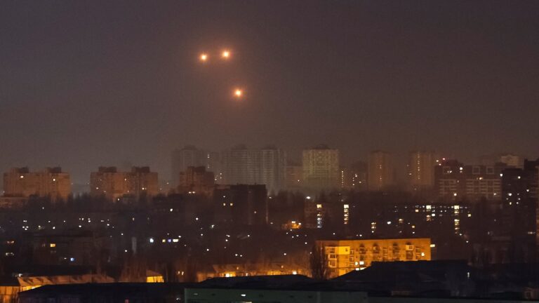 Kyiv-drone-attack-DB-250223_1740300500790_hpMain_16x9.jpg