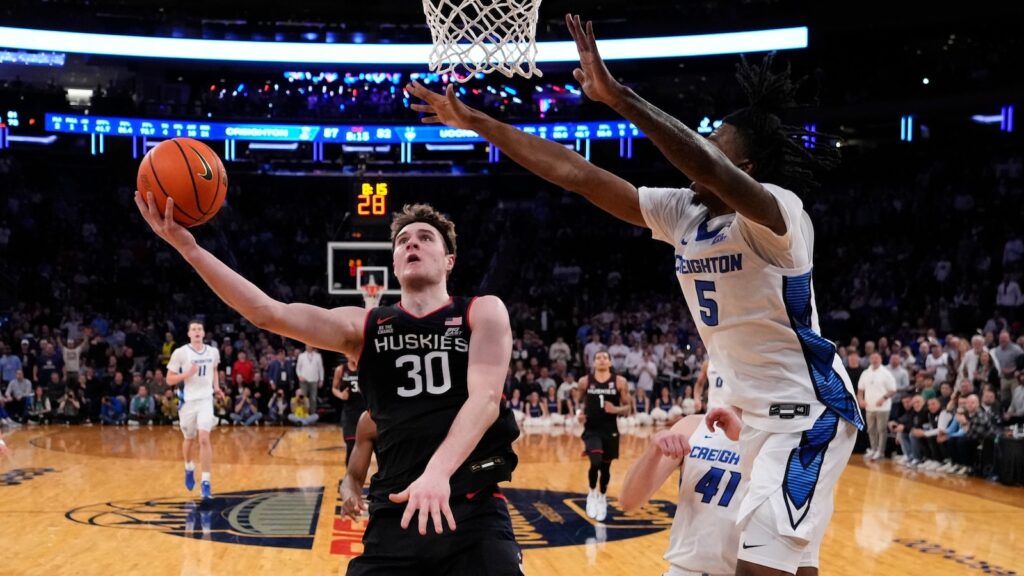 march-madness5-ap-bh-250318_1742322257628_hpMain_16x9.jpg