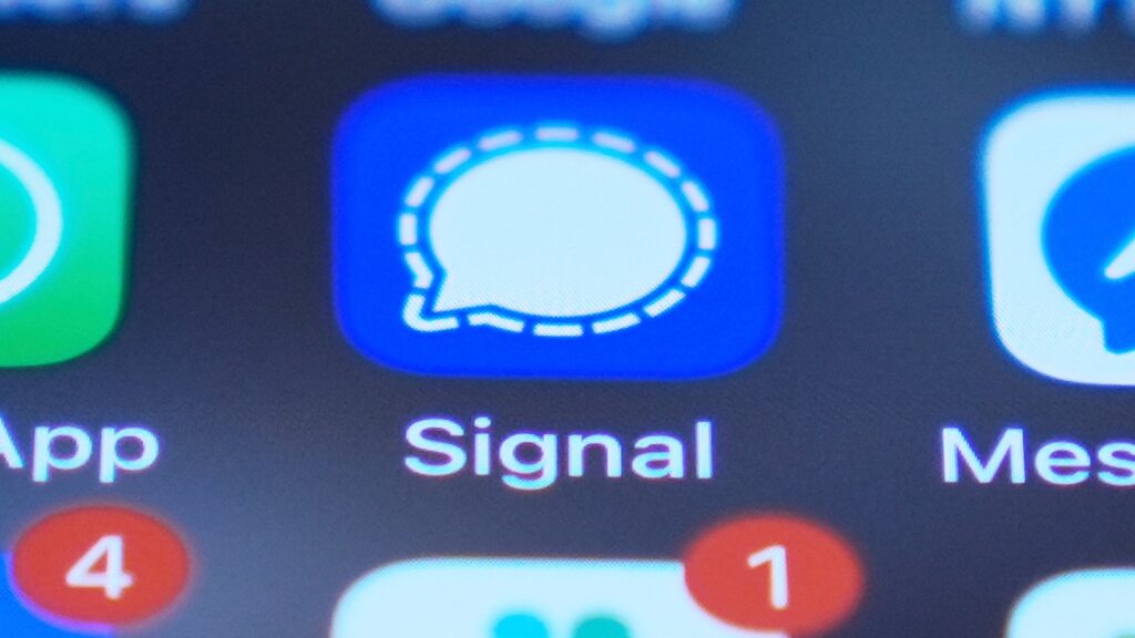signal-3-ap-gmh-250326_1743002107417_hpMain_16x9.jpg