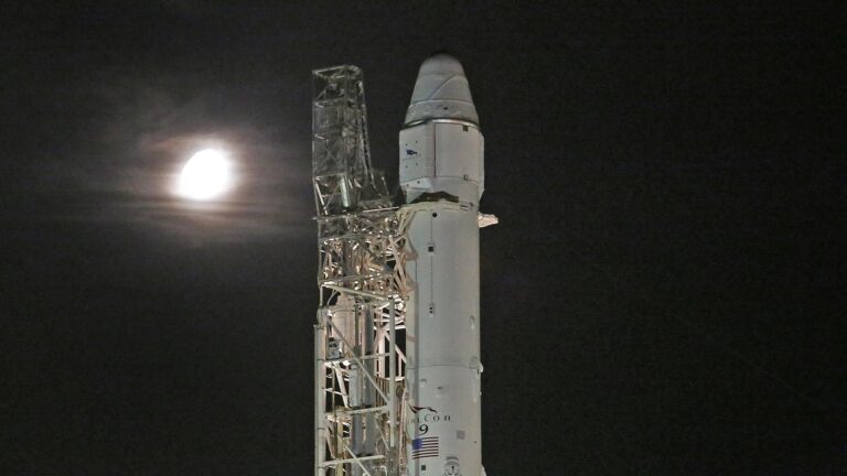 spacex-rocket-gty-jef-250310_1741613249528_hpMain_16x9.jpg