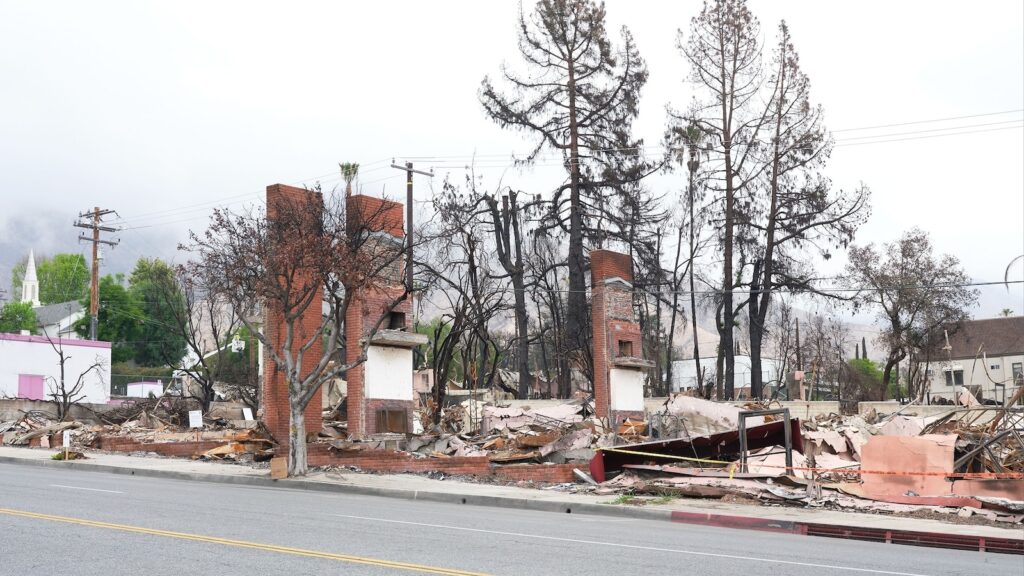 arbor-day-eaton-fire-02-ht-jef-250423_1745433227528_hpMain_16x9.jpg