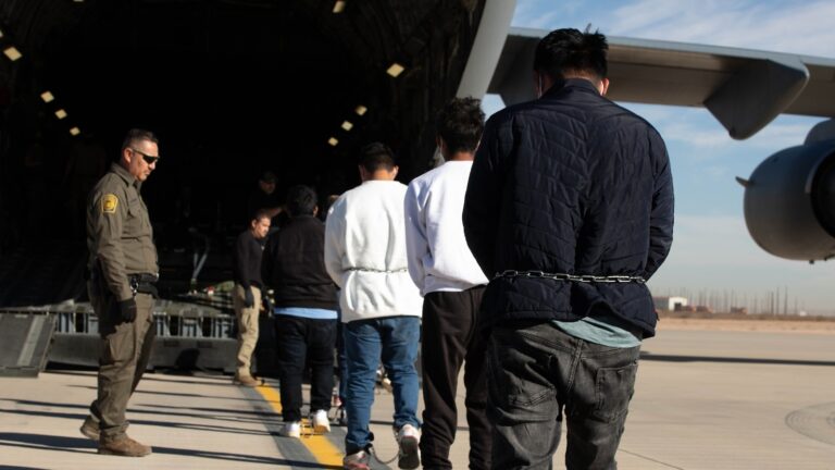 deportation-ht-jt-250429_1745943461848_hpMain_16x9.jpg