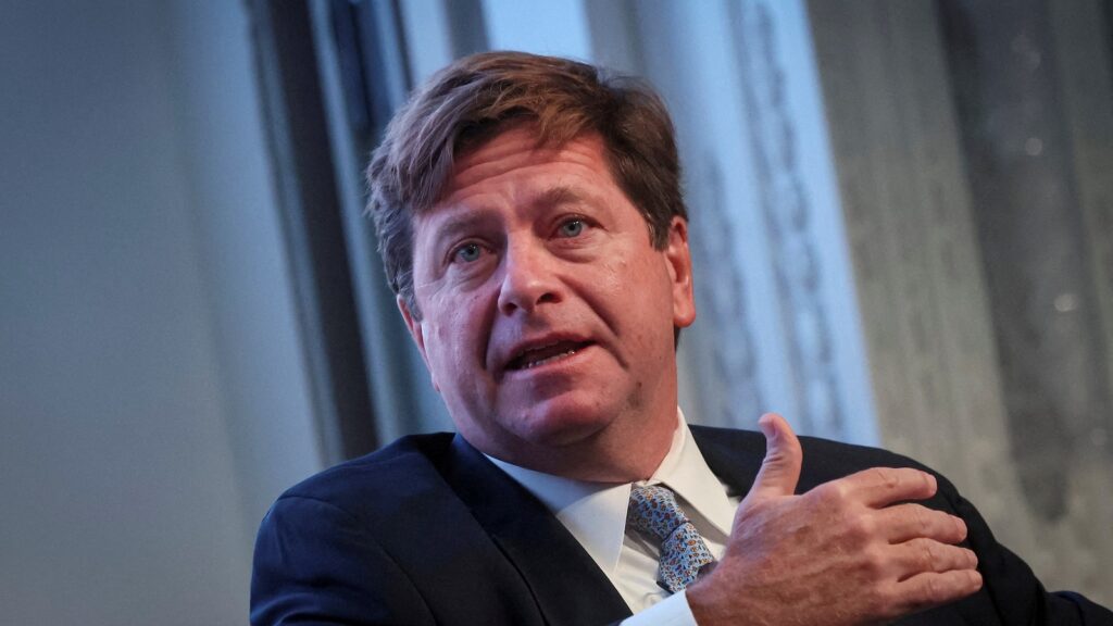 jay-clayton-mo_1745331131888_hpMain_16x9.jpg