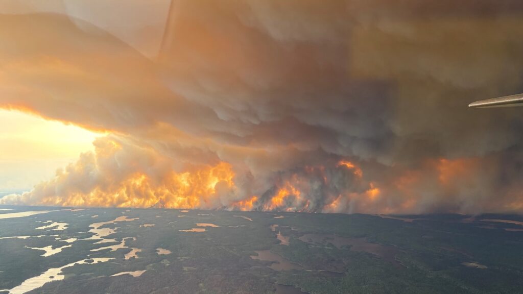 canada-wildfires-1_1748568881814_hpMain_16x9.jpg