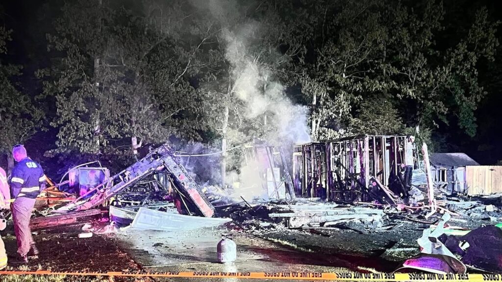 house-explosion1-nj-hd-bh-250511_1746992055023_hpMain_16x9.jpg
