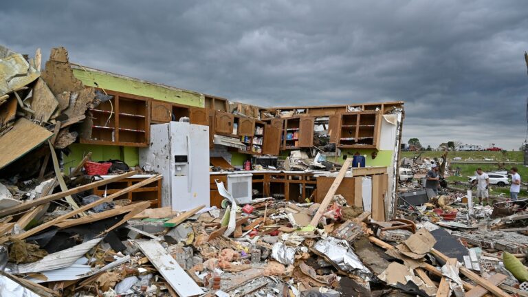 kentucky-tornado_1747823822777_hpMain_16x9.jpg