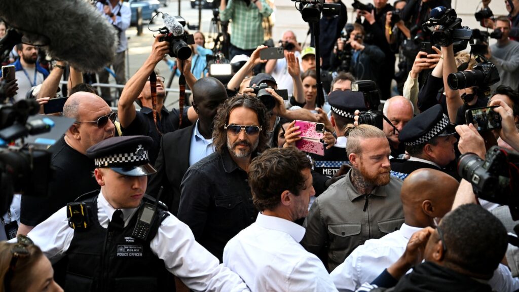 russell-brand-court_1746176560311_hpMain_16x9.jpg