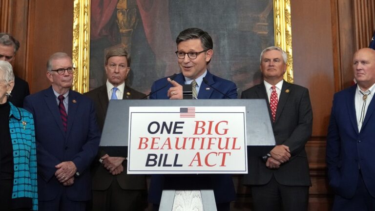 bill-1-gty-er-250604_1749065628398_hpMain_16x9.jpg