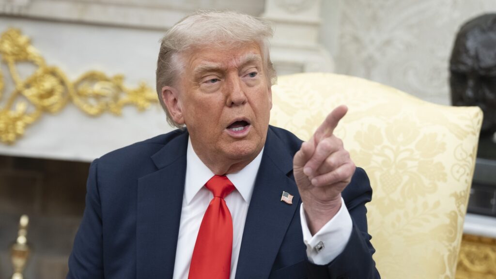 donald-trump-24-epa-gmh-250605_1749144784521_hpMain_16x9.jpg