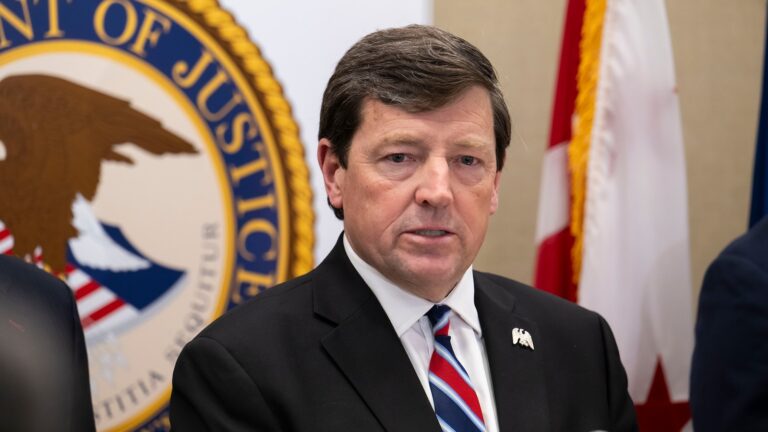 durbin-2-gty-er-250611_1749675521850_hpMain_2_16x9.jpg