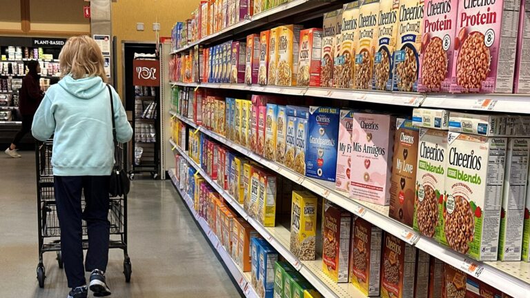 grocery-1-rt-er-250428_1745861591507_hpMain_16x9.jpg