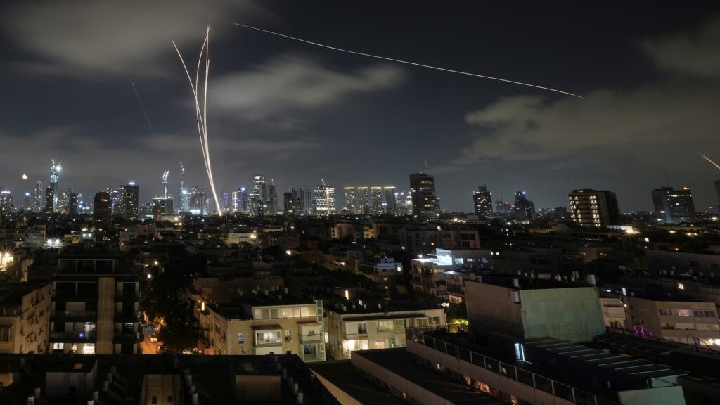 israel-iran-11-ap-gmh-250618_1750252054684_hpMain_16x9.jpg