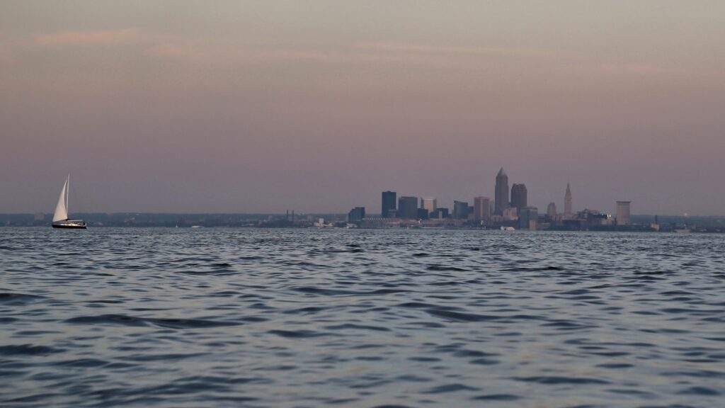 lake-erie-gty-jt-250613_1749827010679_hpMain_16x9.jpg
