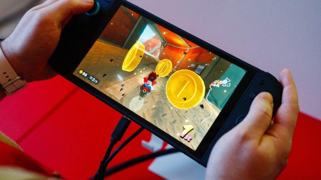 nintendo-switch2-02-gty-jef-250604_1749057099461_hpMain_16x9.jpg