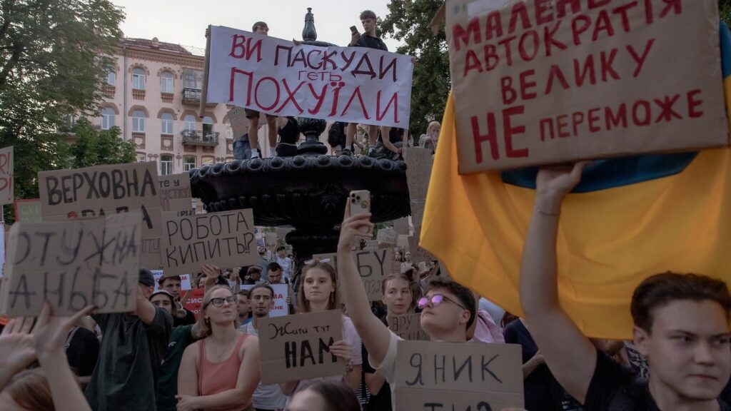 Ukraine-protests-DB-250724_1753344495315_hpMain_16x9.jpg