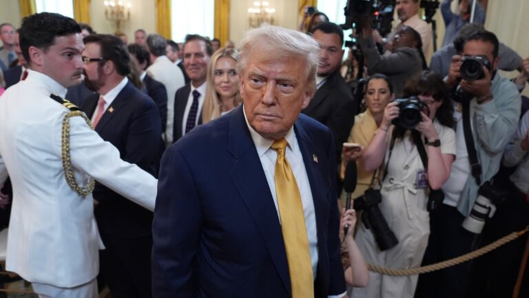 donald-trump-01-ap-jef-250717_1752755095824_hpMain_16x9.jpg