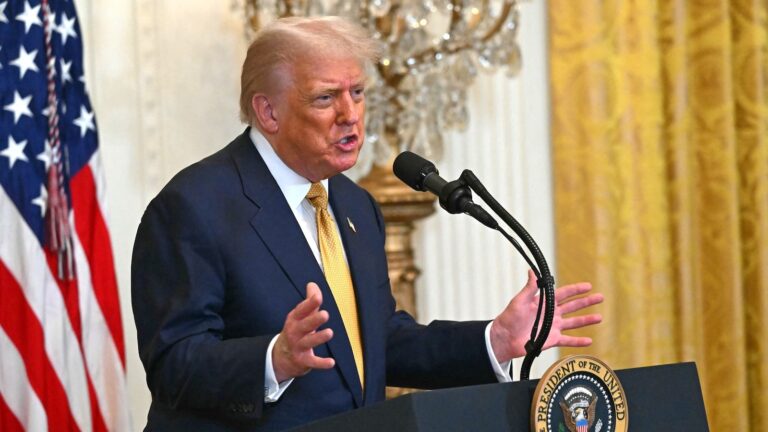 donald-trump-02-gty-jef-250723_1753272260102_hpMain_16x9.jpg
