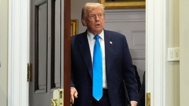 donald-trump-5-ap-gmh-250731_1753967770063_hpMain_16x9.jpg