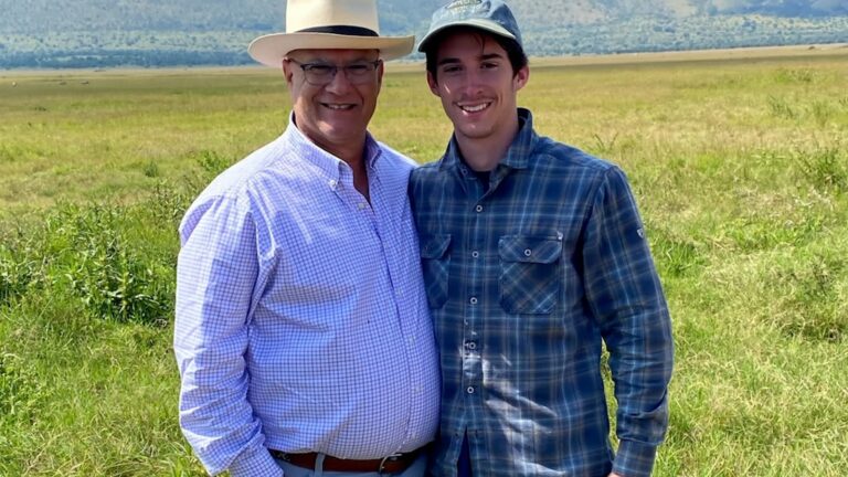 father_son_prime_3_1752019508570_hpMain_16x9.jpg