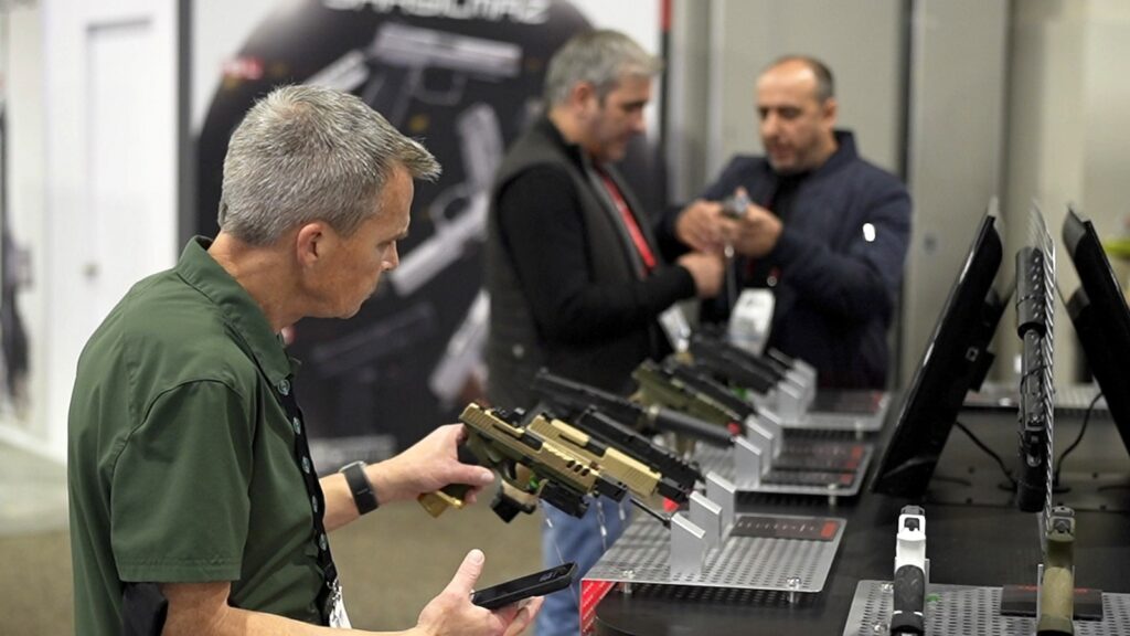 nevada-gun-show-01-gty-jt-250729_1753801909664_hpMain_16x9.jpg