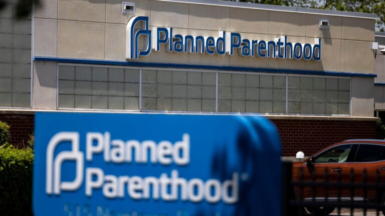 planned-parenthood-gty-jef-250626_1750952485842_hpMain_2_16x9.jpg