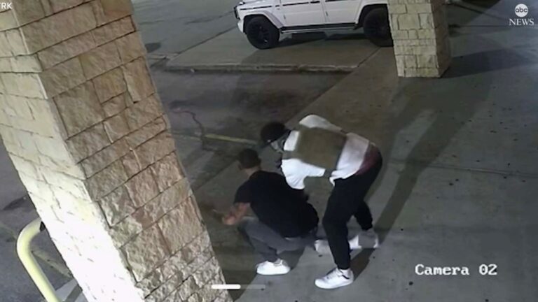 robbery-ht-jt-250701_1751391817873_hpMain_16x9.jpg