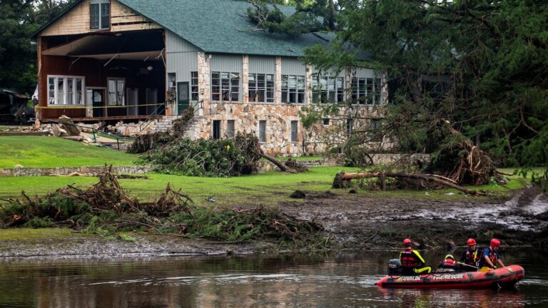 texas-flood-10-rt-gmh-250708_1751976816678_hpMain_16x9.jpg