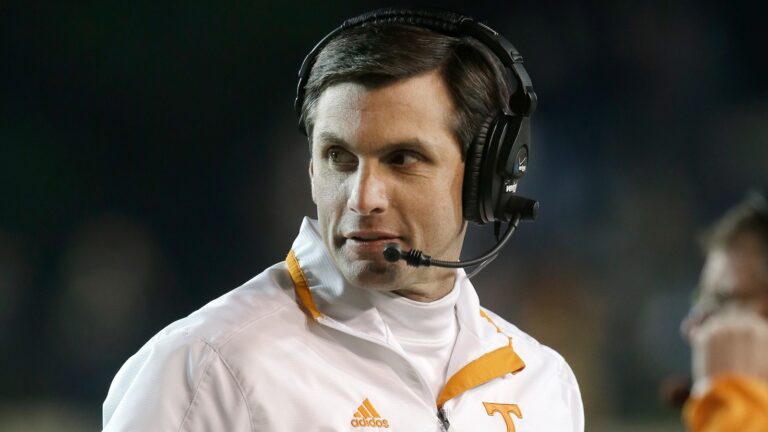 DEREK-DOOLEY-20250803-AP-JH_1754248208637_hpMain_16x9.jpg