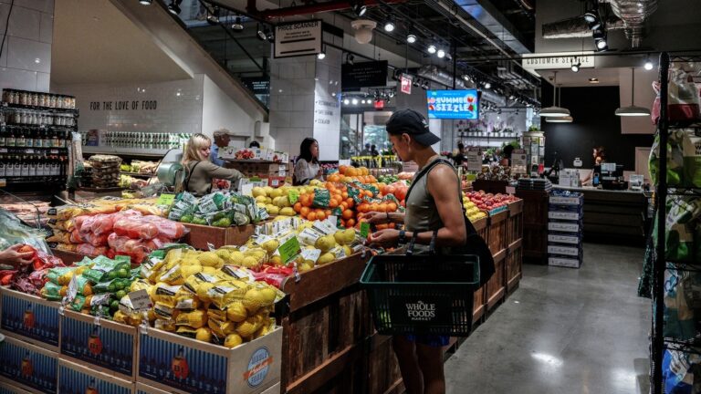 grocery-shopping-rt-jef-250806_1754496412286_hpMain_16x9.jpg