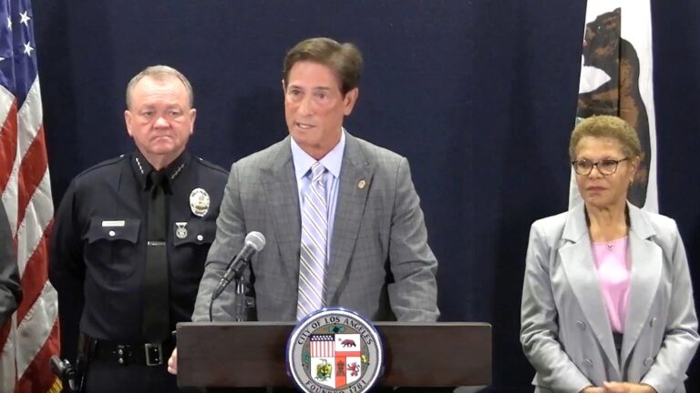 lapd-ht-gmh-250825_1756138409834_hpMain_16x9.jpg