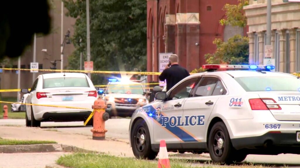 police-louisville-ht-jt-250813_1755110643528_hpMain_16x9.jpg