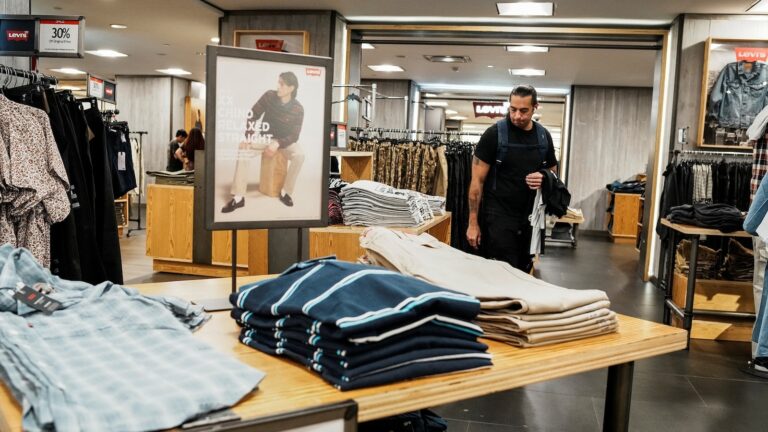 shopping-rt-jef-250818_1755538604916_hpMain_16x9.jpg