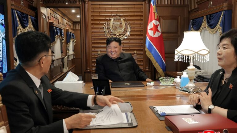 Kim-train-DB-250902_1756798576701_hpMain_16x9.jpg