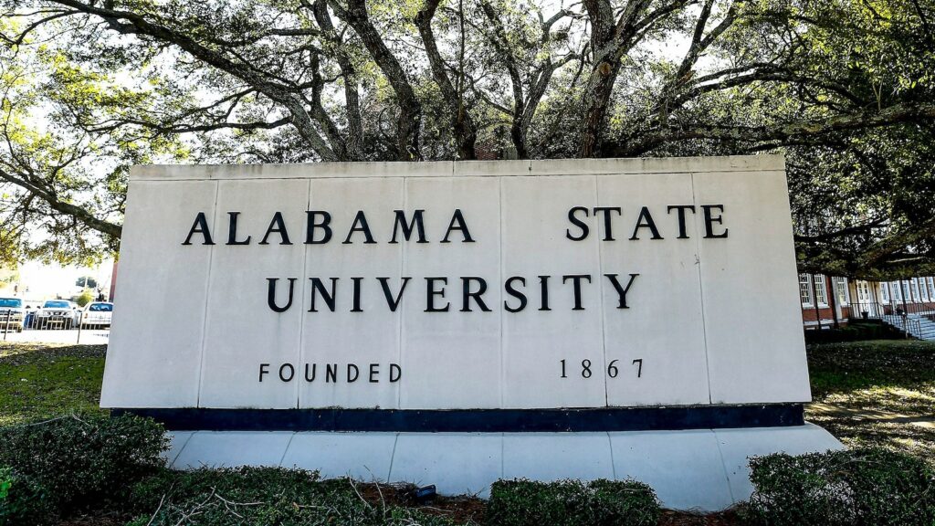 alabama-state-us-er-250911_1757609215708_hpMain_16x9.jpg