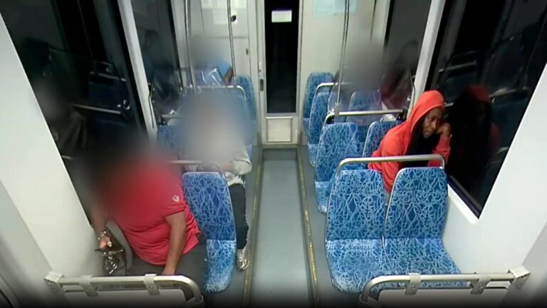 bus-attack-ht-jef-250908_1757342473791_hpMain_16x9.jpg