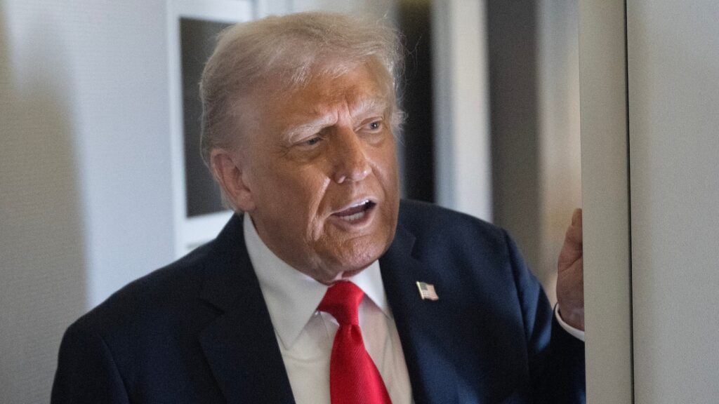 donald-trump-17-gty-gmh-250916_1758054560870_hpMain_16x9.jpg
