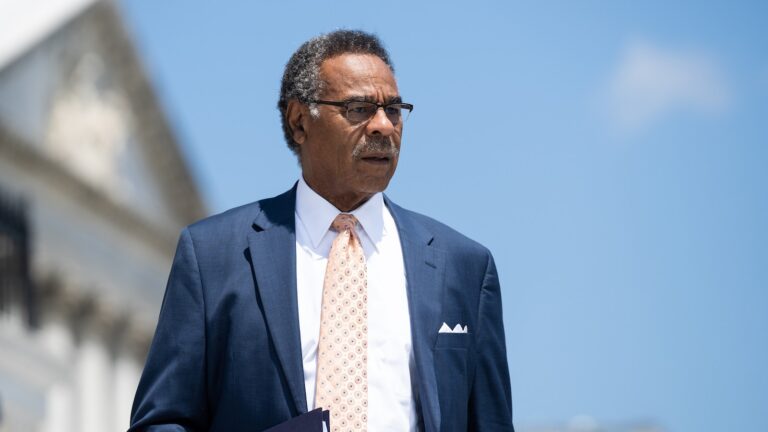 emanuel-cleaver-gty-jef-250910_1757516508414_hpMain_16x9.jpg
