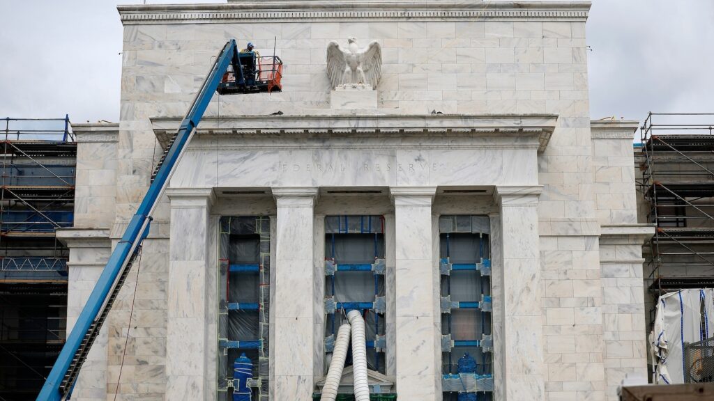 fed-reserve-gty-jef-250916_1758046378699_hpMain_16x9.jpg