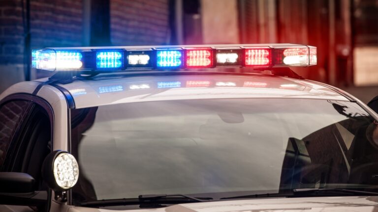 police-lights-rf-gty-bb-240619_1718811064872_hpMain_9_16x9.jpg