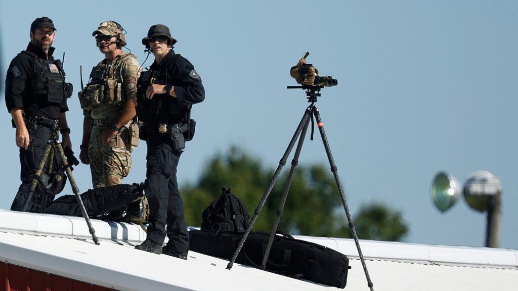 secret-service-sniper-butler-pa-gty-jef-250902_1756830158870_hpMain_16x9.jpg