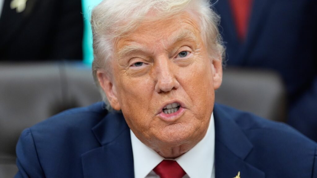 trump-3-ap-er-250930_1759263517843_hpMain_16x9.jpg