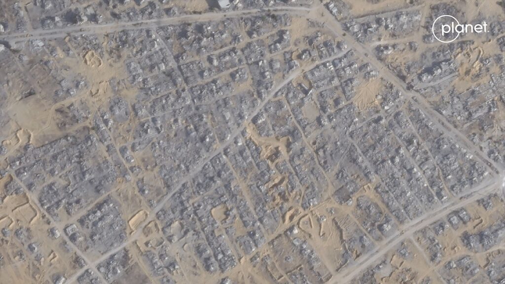 Eastern-Rafah-ht-gmh-251006_1759762408310_hpMain_16x9.jpg