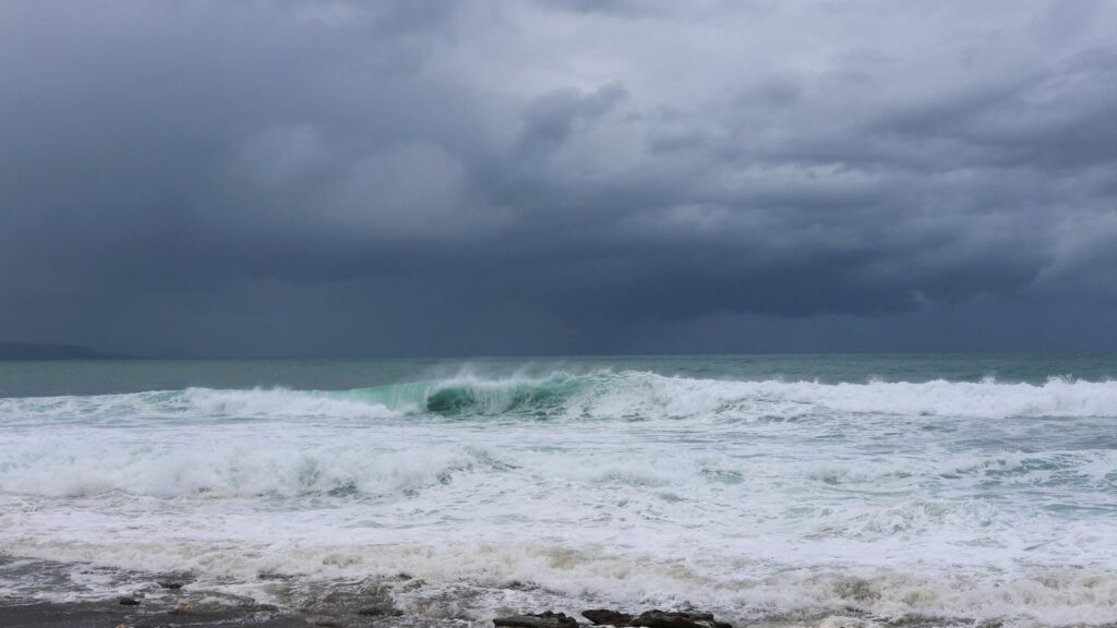 Hurricane-Melissa-DB-251026_1761471674601_hpMain_16x9.jpg