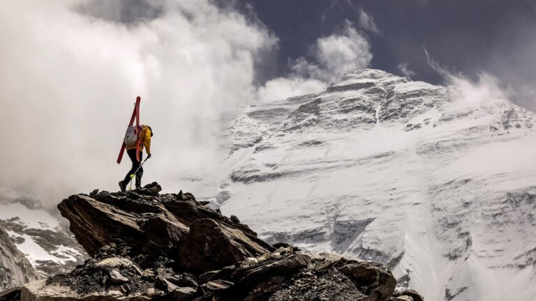 everest-north-main-ht-jt-251015_1760559825375_hpMain_16x9.jpg