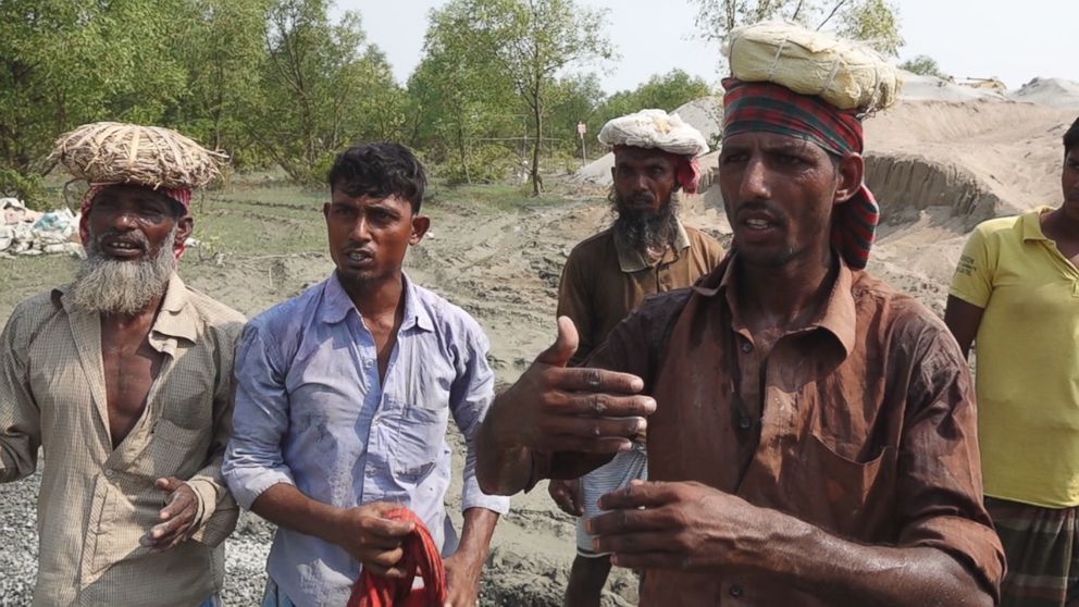 rohingya-workers-ABC-AY-181219_hpMain_16x9_992.jpg