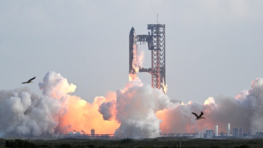 spacex-gty-er-251009_1760035308166_hpMain_16x9.jpg